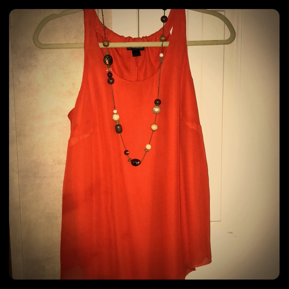 Coral top